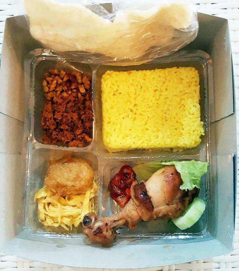 Mitra Hotel Jogyakarta Zewnętrze zdjęcie