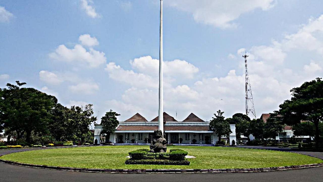 Mitra Hotel Jogyakarta Zewnętrze zdjęcie